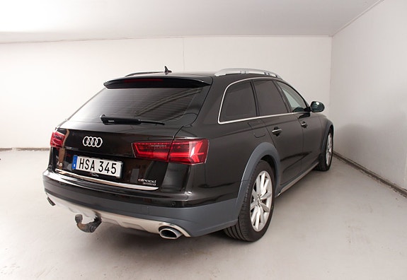 Audi A6 allroad 12 of 24