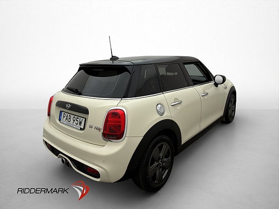 MINI Cooper S 8 of 30