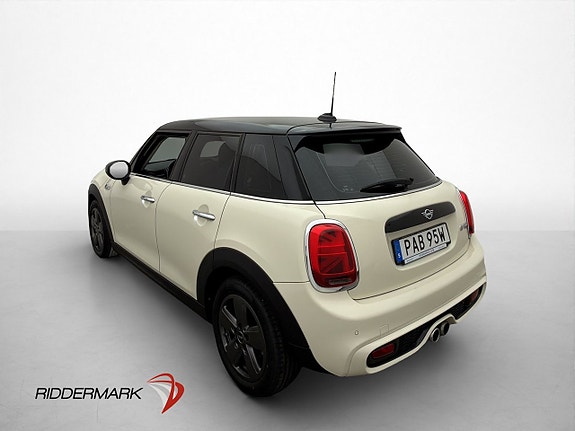 MINI Cooper S 6 of 30