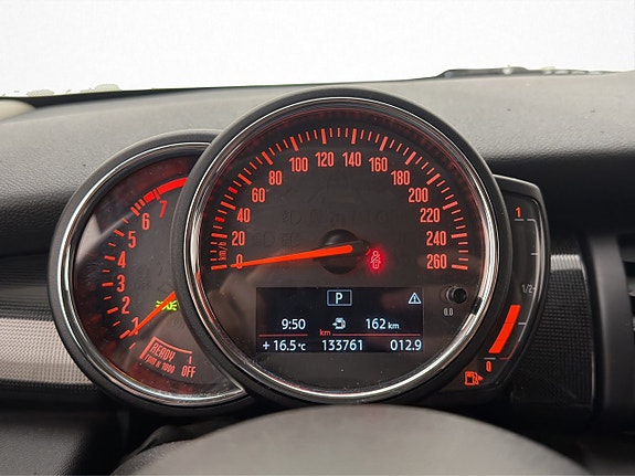 MINI Cooper S 16 of 30