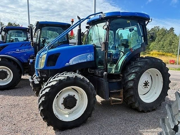 New Holland TS 100 A