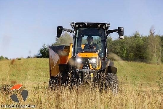 Deutz-Fahr 5115DF TTV 4WS 2 of 17