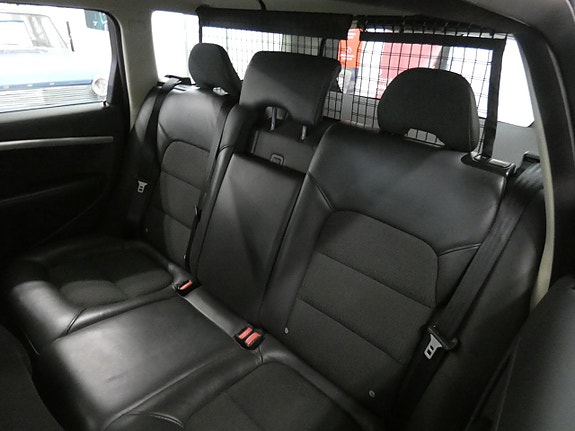 Volvo V70 14 of 16