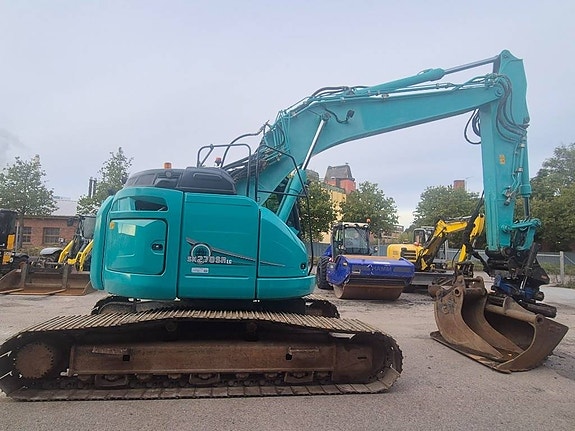 Kobelco SK270SRLC-5 RT & 2 skopor 2 of 7