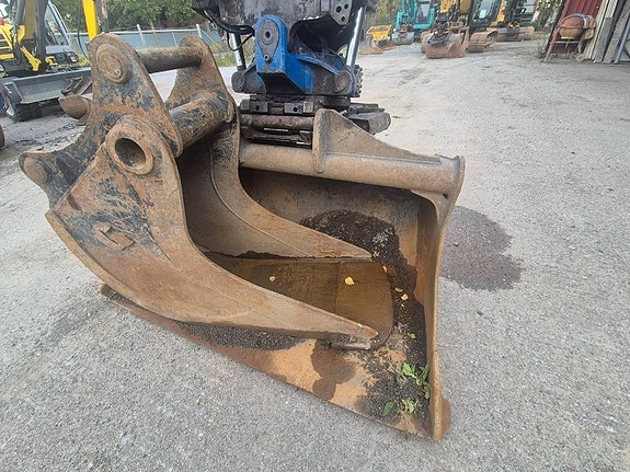 Kobelco SK270SRLC-5 RT & 2 skopor 7 of 7