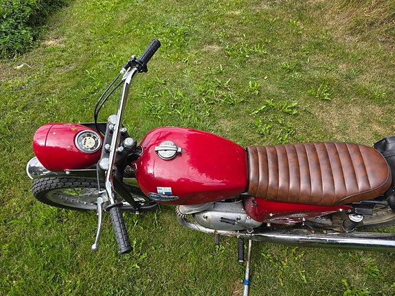 Monark 4 of 5