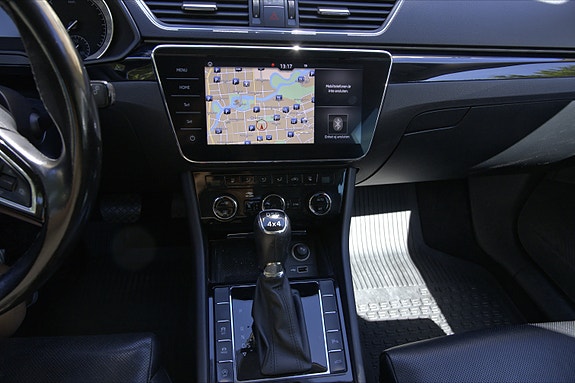 Skoda Superb 3 of 7