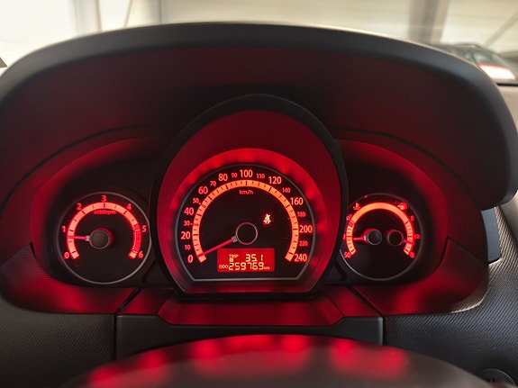 Kia Ceed 16 of 19