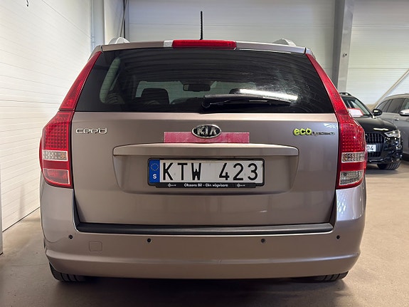 Kia Ceed 5 of 19