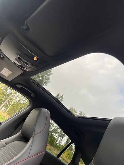 Mercedes-Benz CLA200 13 of 21