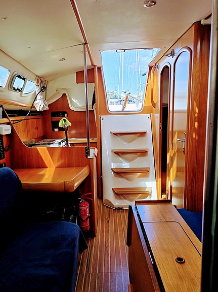 Jeanneau Sun Odyssey (2005) – Modern komfort och seglarglädje! - Bullandö marina 6 of 6