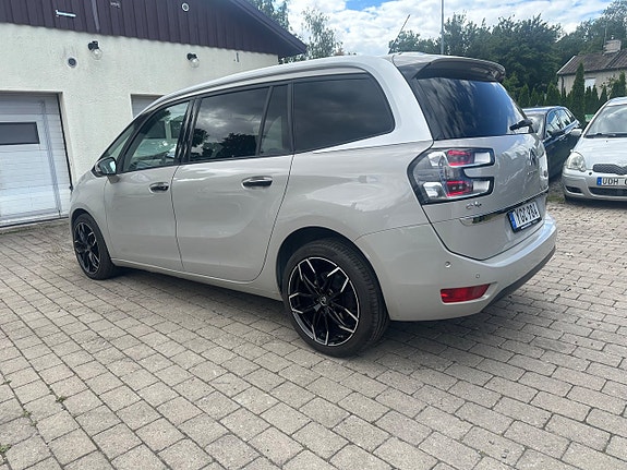Citroen Grand C4 Picasso 4 of 17