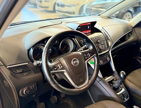 Opel Zafira Tourer 10 of 15
