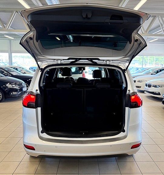 Opel Zafira Tourer 14 of 15