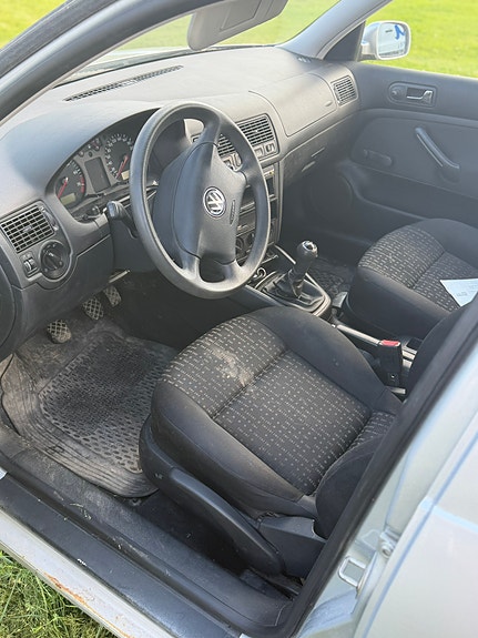 Volkswagen Golf IV 5 of 7