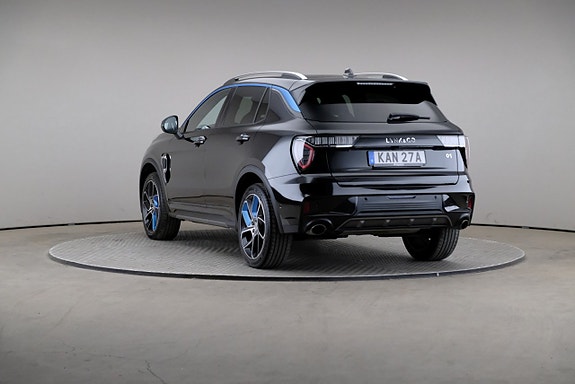 Lynk & Co 01 2 of 28
