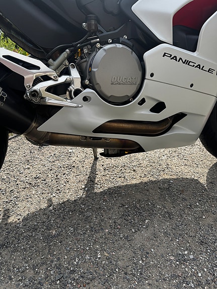 Ducati Panigale V2 17 of 25