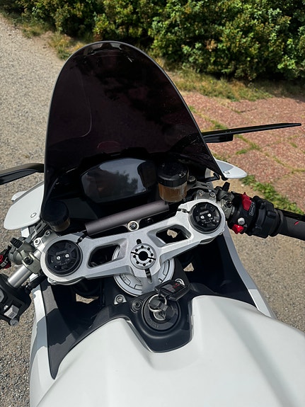 Ducati Panigale V2 13 of 25