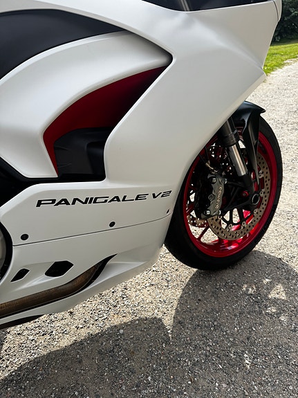 Ducati Panigale V2 23 of 25