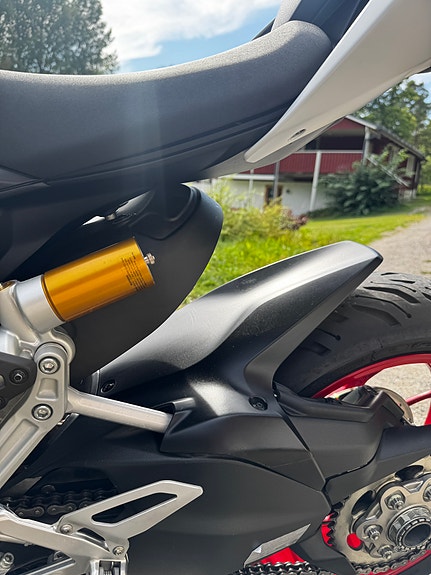 Ducati Panigale V2 9 of 25