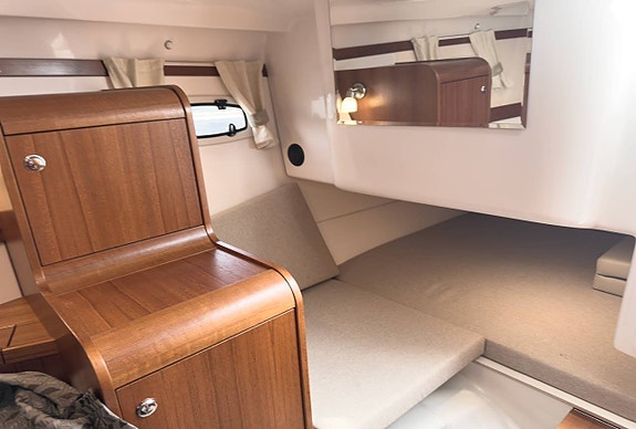 AQUADOR 28 HT | Diesel V6 | 8995/m 11 of 12