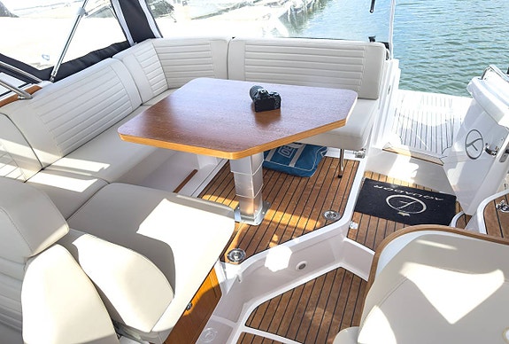 AQUADOR 28 HT | Diesel V6 | 8995/m 7 of 12