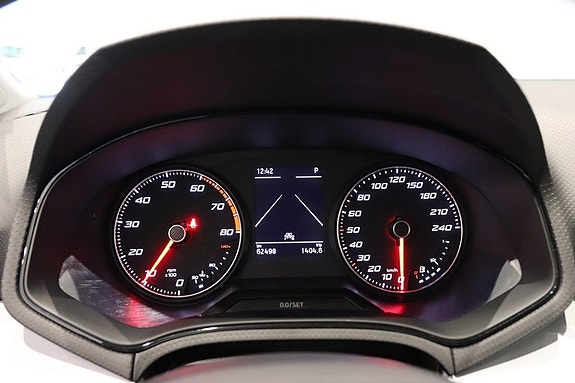Seat Arona 13 of 17