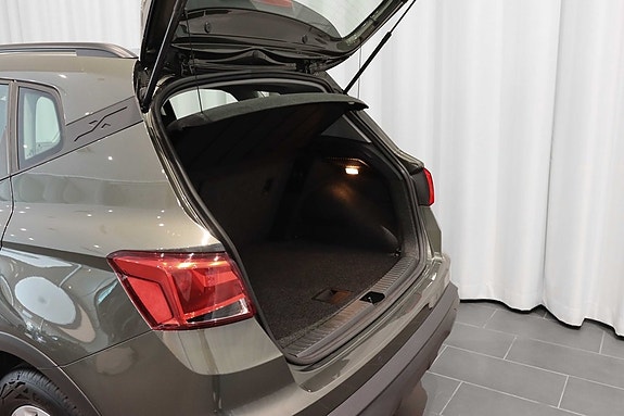 Seat Arona 5 of 17