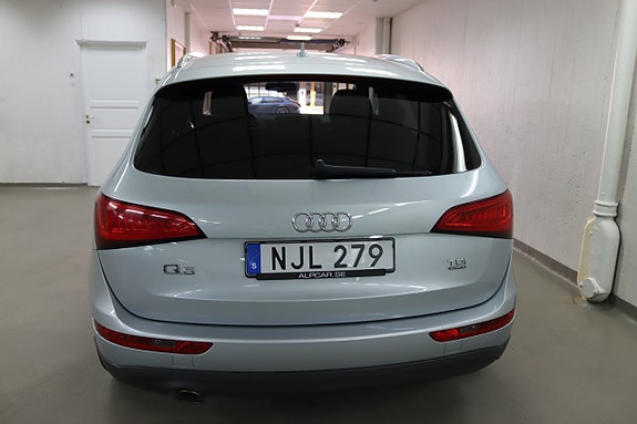 Audi Q5 8 of 22
