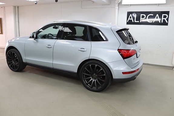 Audi Q5 9 of 22