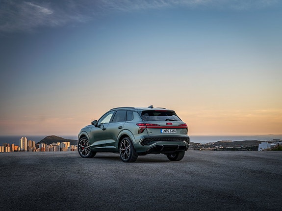 Audi Q3 8 of 13