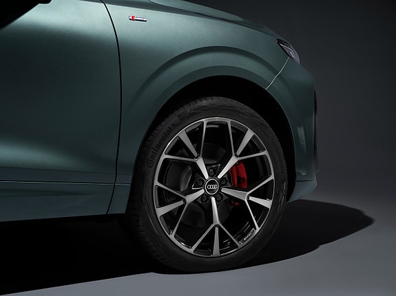 Audi Q3 4 of 13