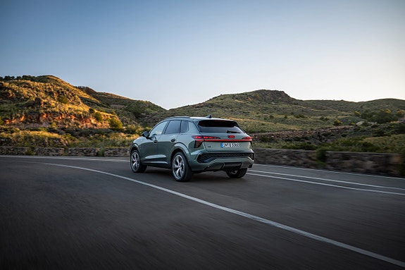 Audi Q3 9 of 13