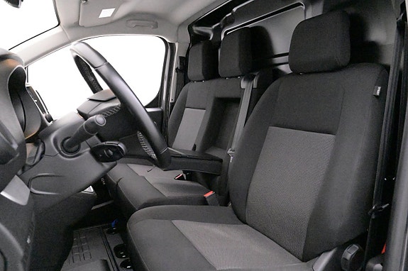 Peugeot e-Expert 9 of 27