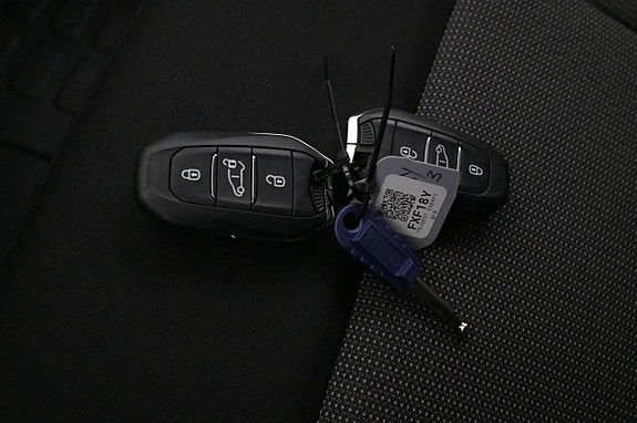 Peugeot e-Expert 20 of 27