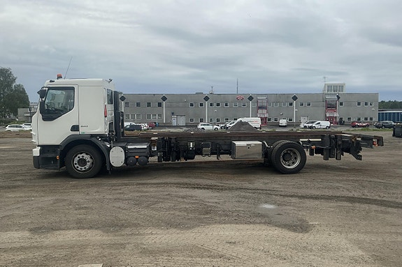VOLVO FE S 4X2 18 TON LUF 2 of 27