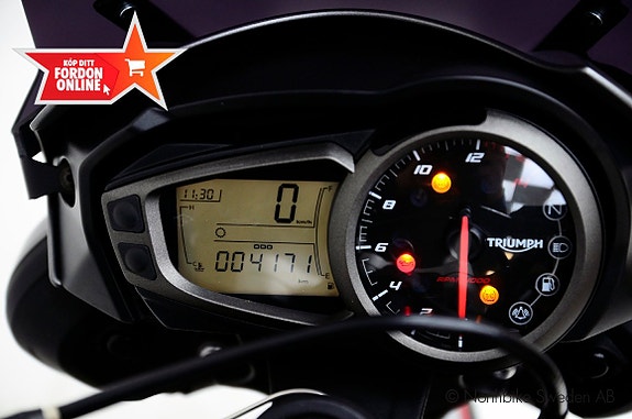 Triumph Street Triple R 10 of 11
