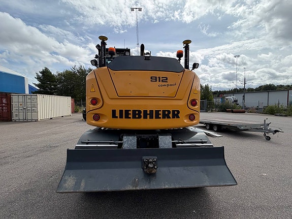 Liebherr 912 Compact 5 of 11