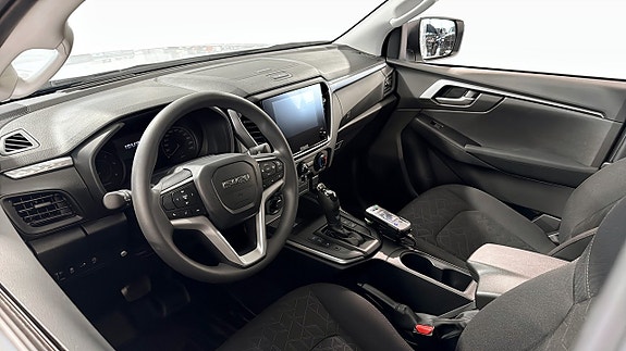 Isuzu D-max 3 of 9