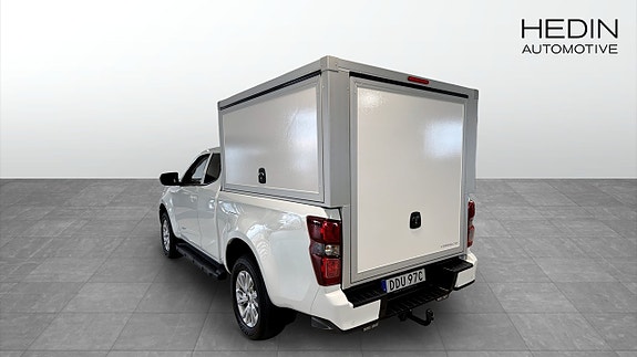 Isuzu D-max 2 of 9
