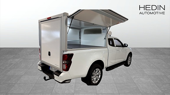 Isuzu D-max 8 of 9