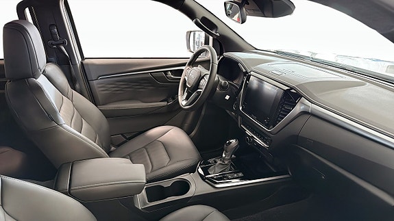 Isuzu D-max 3 of 10
