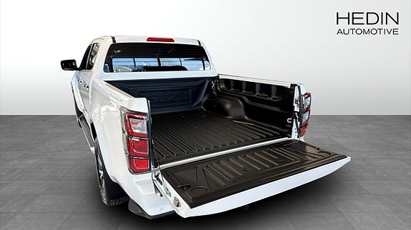 Isuzu D-max 10 of 10