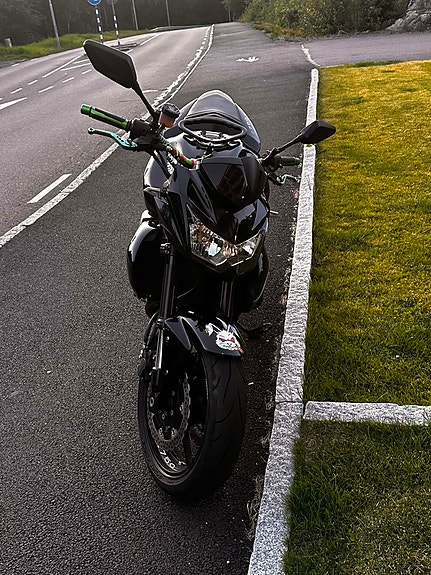 Kawasaki Z750 8 of 8