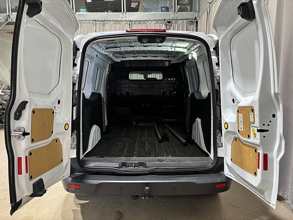 Ford Transit Connect 10 of 25