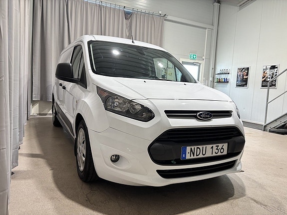 Ford Transit Connect 6 of 25