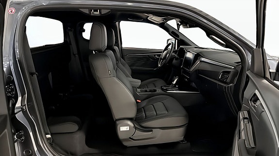 Isuzu D-max 4 of 10