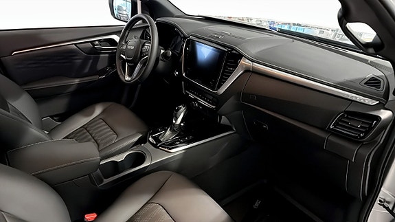 Isuzu D-max 3 of 10