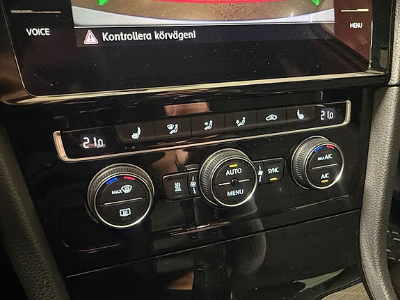 Volkswagen Golf VII 20 of 21