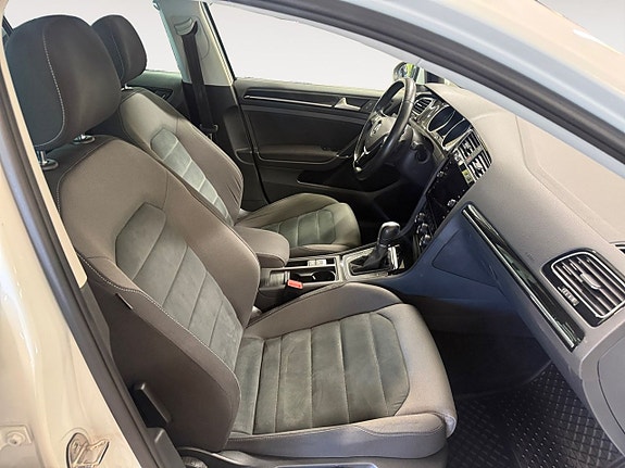 Volkswagen Golf VII 13 of 21